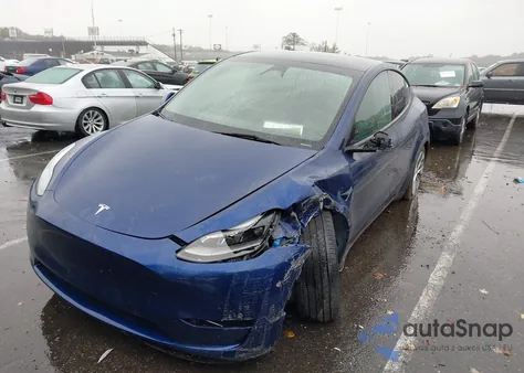 2023 Tesla Model Y Awd/Long Range Dual Motor All-Wheel Drive from USA, damaged, VIN 7SAYGAEE0PF882228